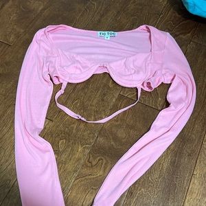 pink long sleeve cut out top